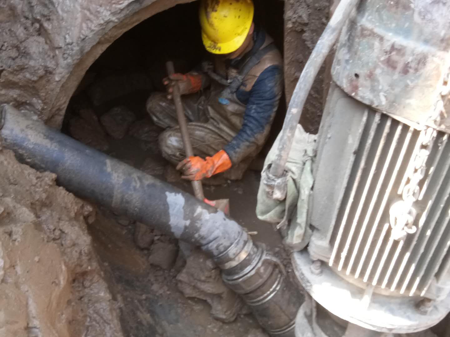 三角镇管道清淤